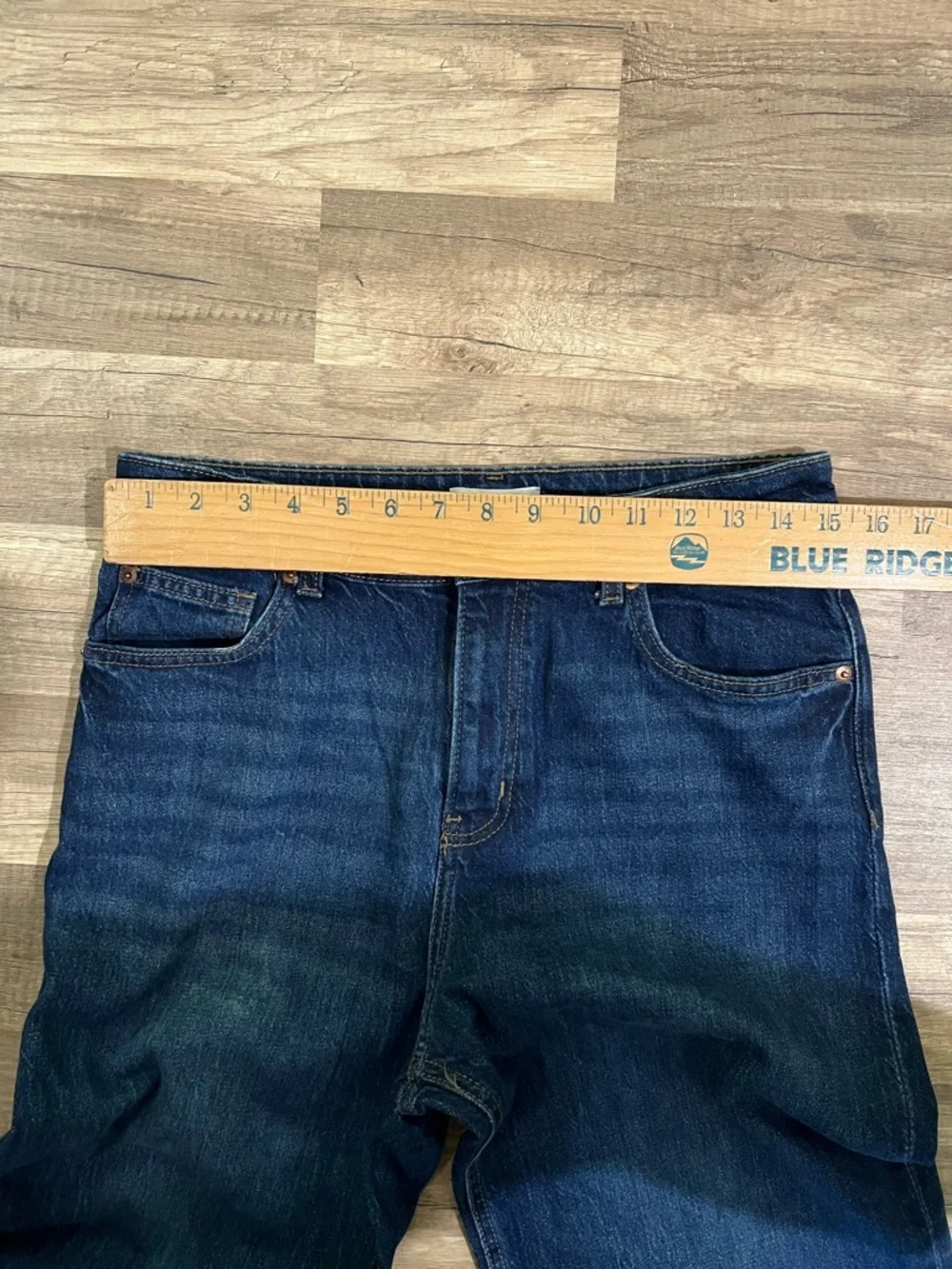 H&M Woman’s Dark Wash Comfy Wide Leg Denim Jeans Size 10